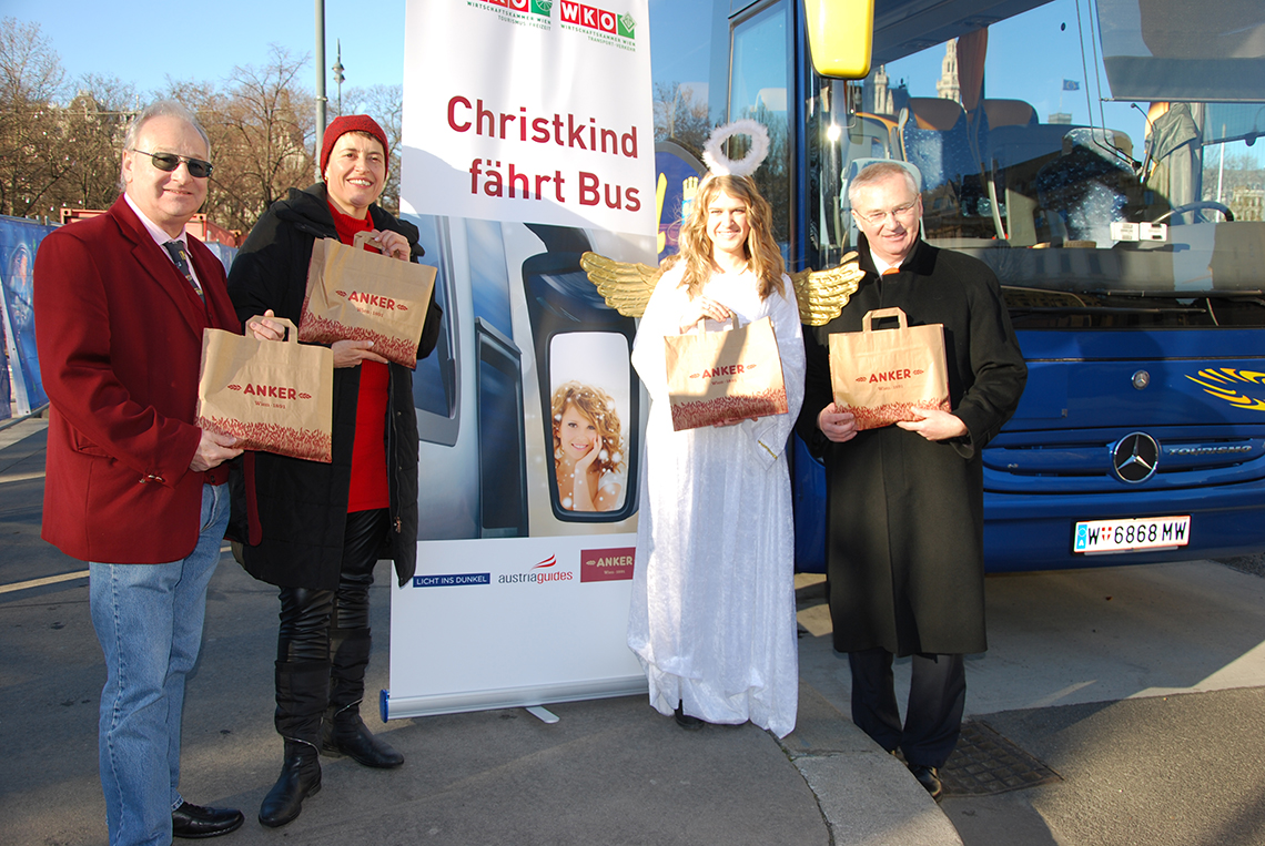 Christkind fährt Bus