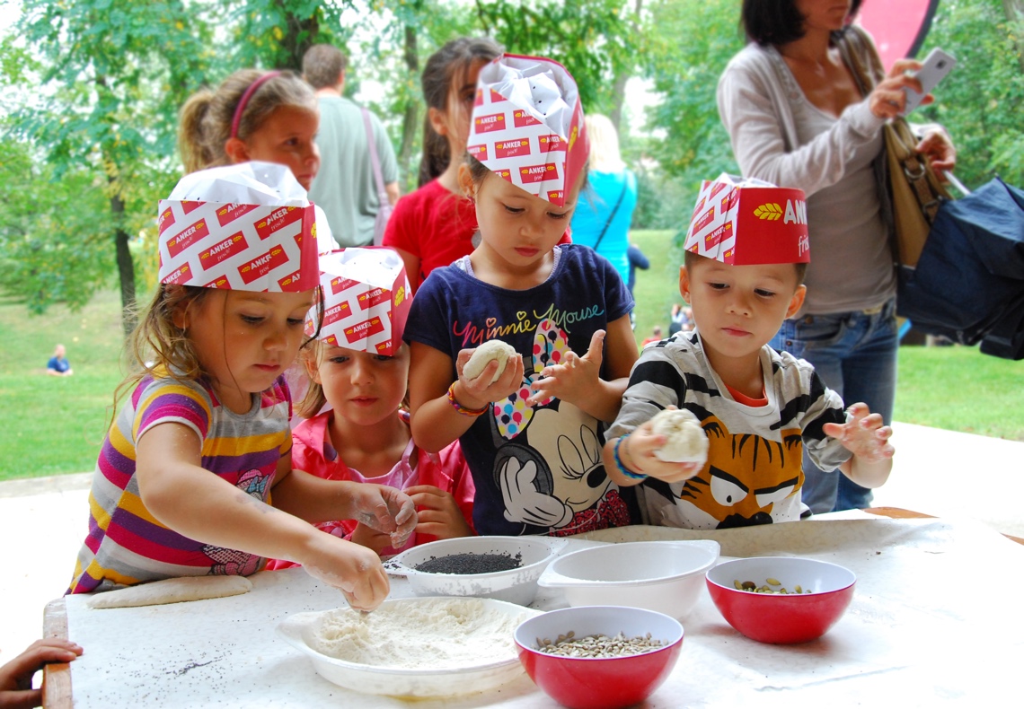 Kinderbackstation am Donauinselfest